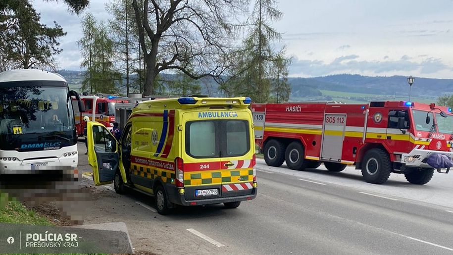 Nezabrzděný autobus na Slovensku usmrtil dceru primátora i dceru zastupitele